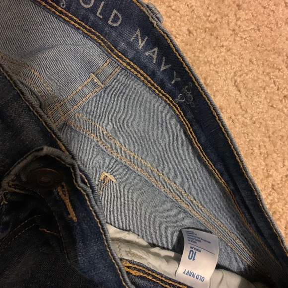 Old navy flare jeans - Picture 3 of 4